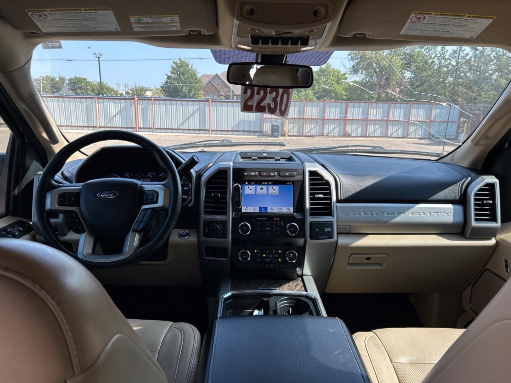 Used 2019 Oxford White Ford Lariat image 11