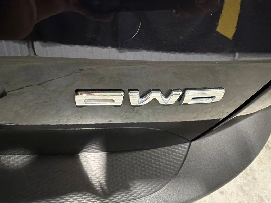 Used 2025 AGATE BLACK METALLIC Ford Active image 11