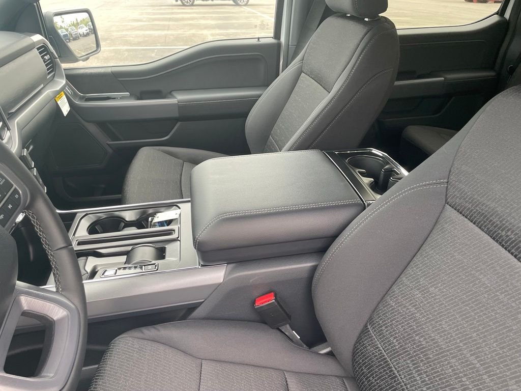 Used 2026 White Ford XLT image 29