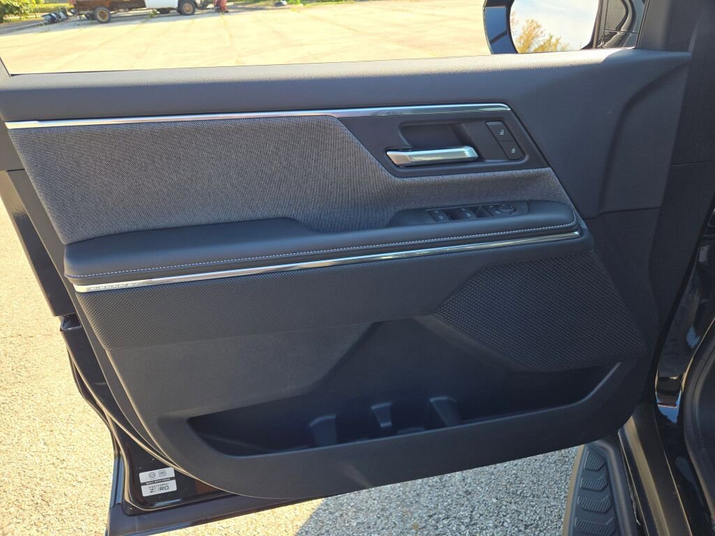 2026 GMC Sierra EV Elevation - Photo 17