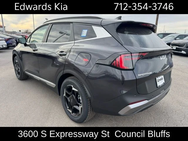 2026 Kia Sportage EX - Photo 8