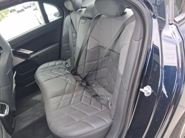 Used 2023 Black BMW 740i image 7
