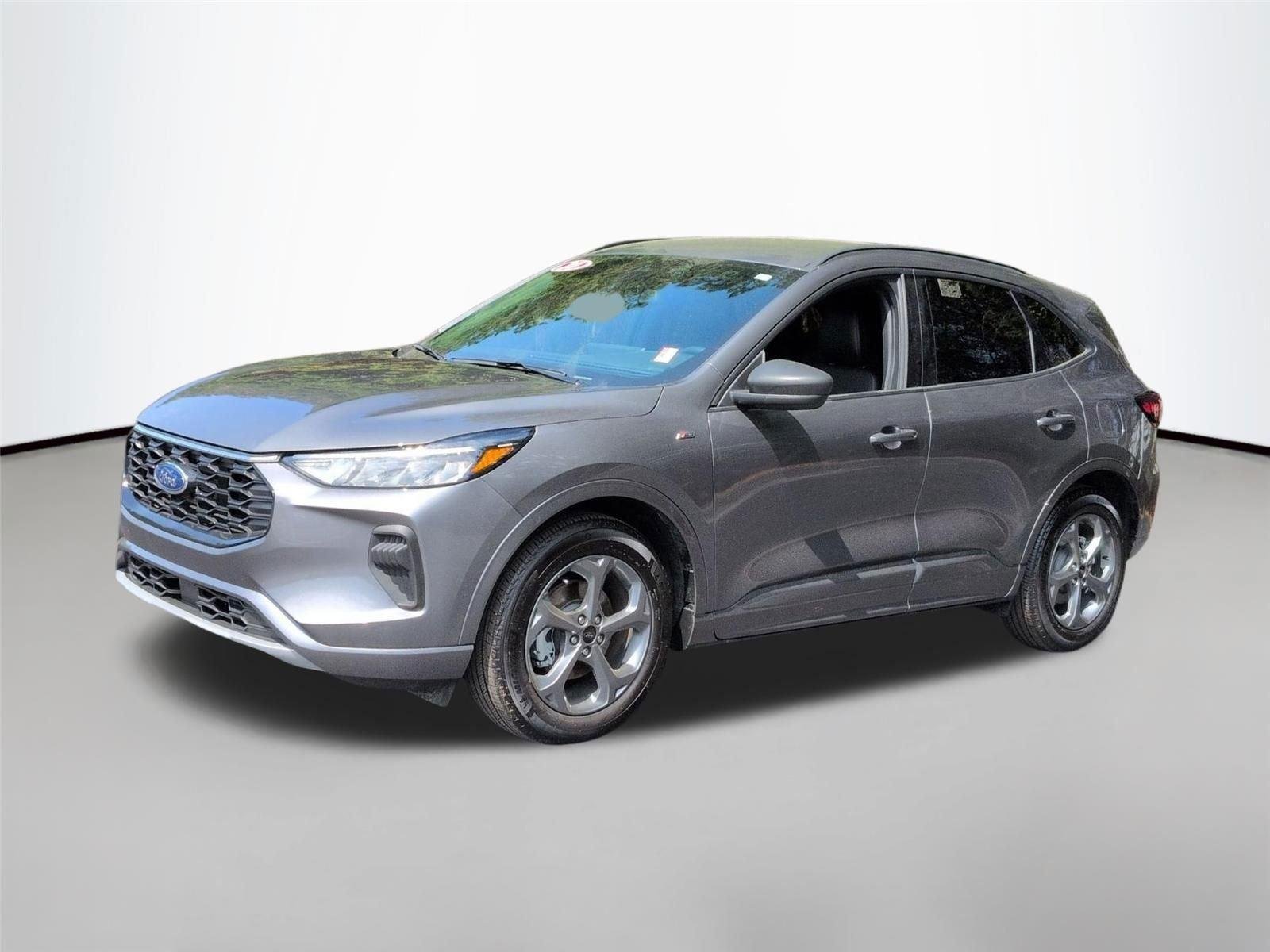 Used 2024 Carbonized Gray Metallic Ford ST-Line image 2
