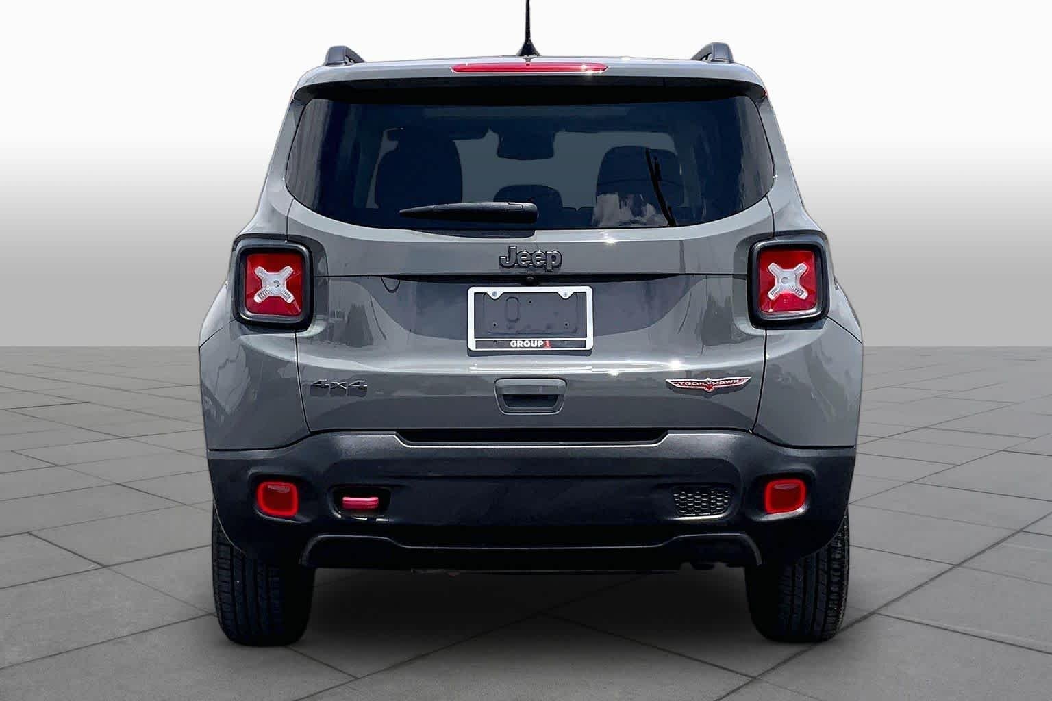 Used 2020 Sting-Gray Clearcoat Jeep Trailhawk image 5