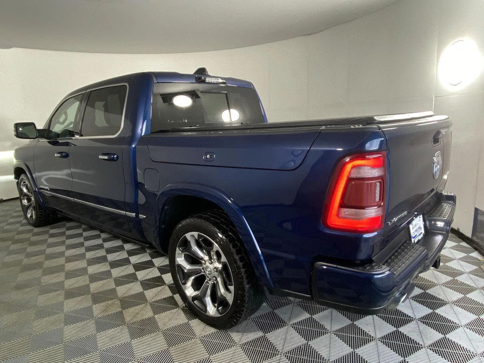 Used 2022 Patriot Blue Pearlcoat Ram Limited image 17