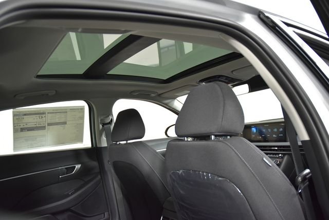 New 2026 Silver Hyundai SEL image 16