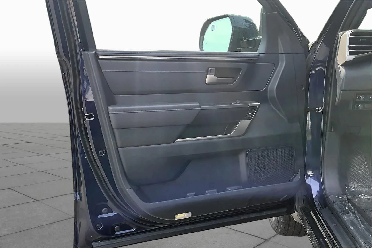 2026 Toyota Tundra Platinum - Photo 10