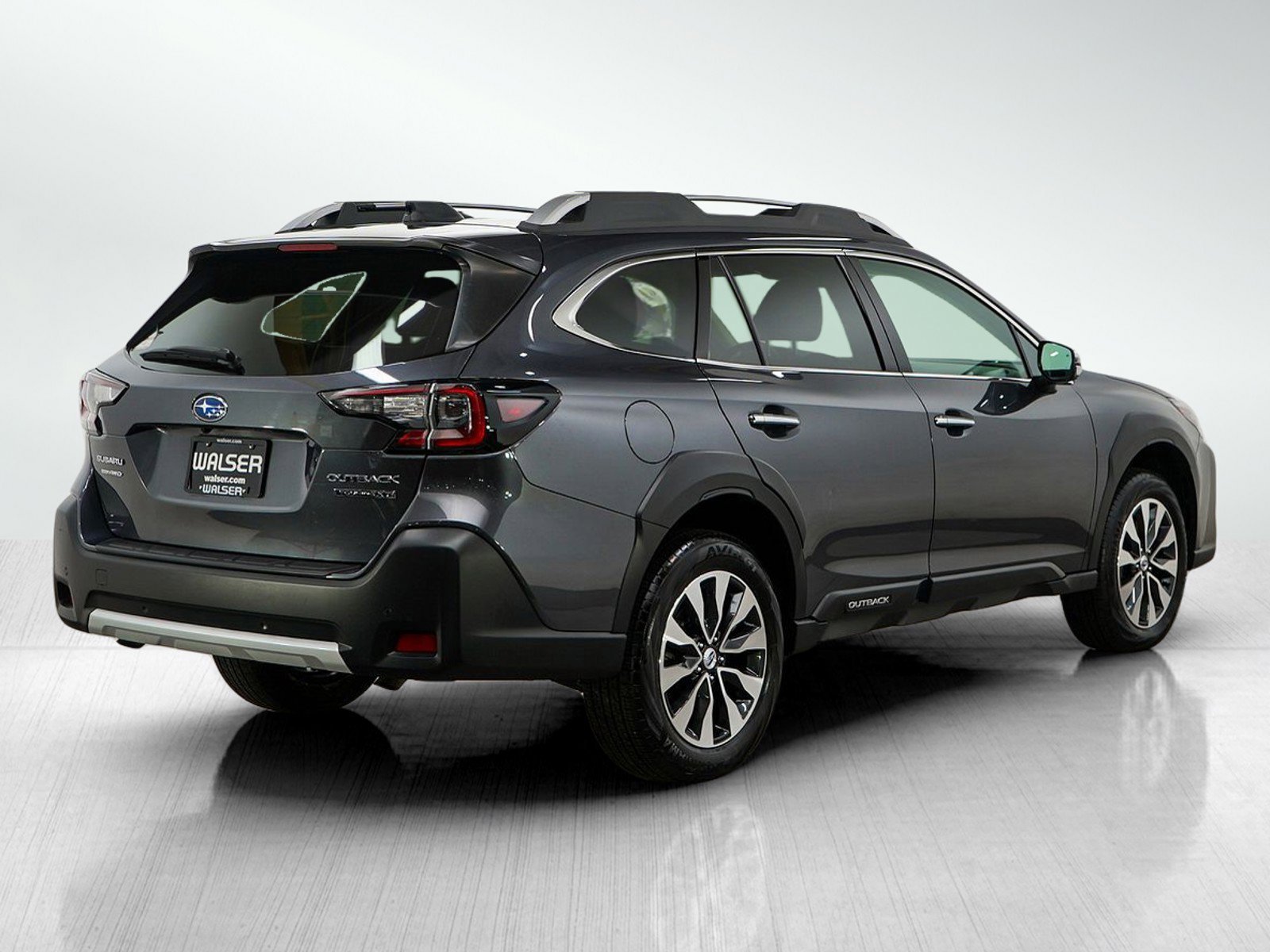 Used 2025 Magnetite Gray Metallic Subaru Touring Xt image 6