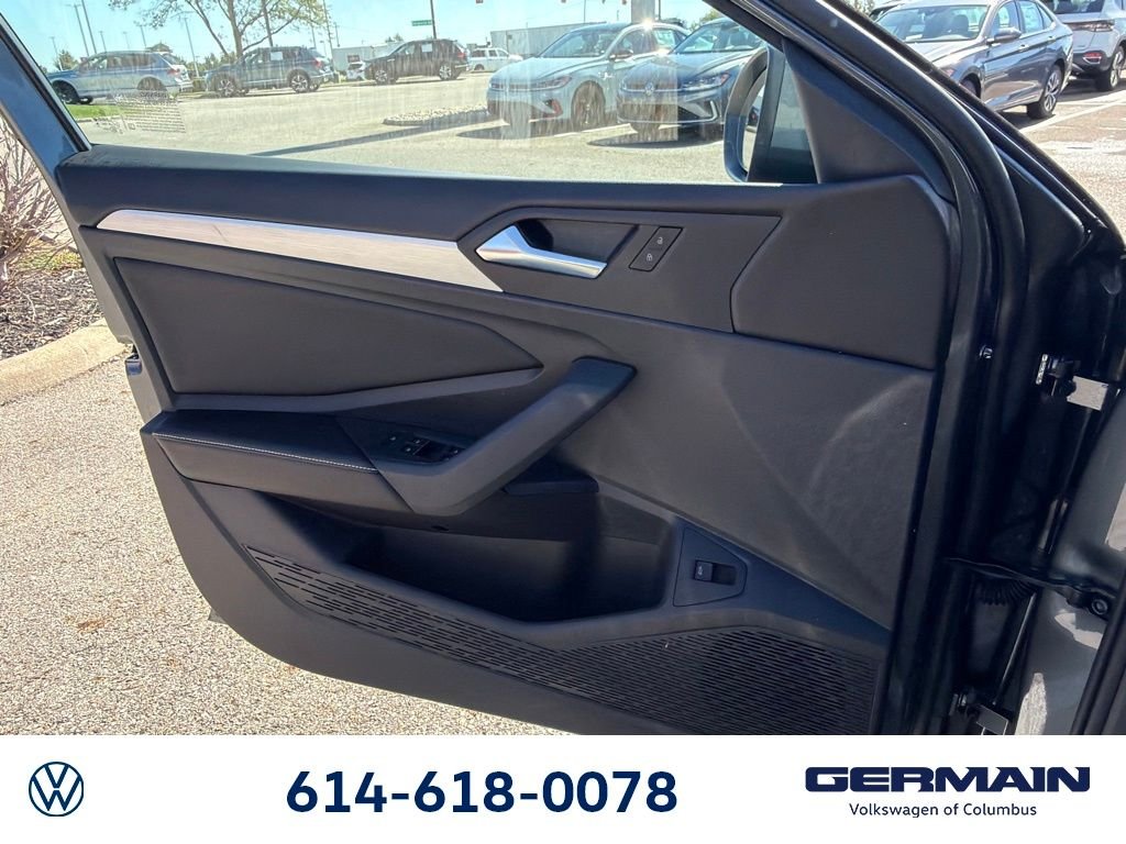 2026 Volkswagen Jetta Sport - Photo 23