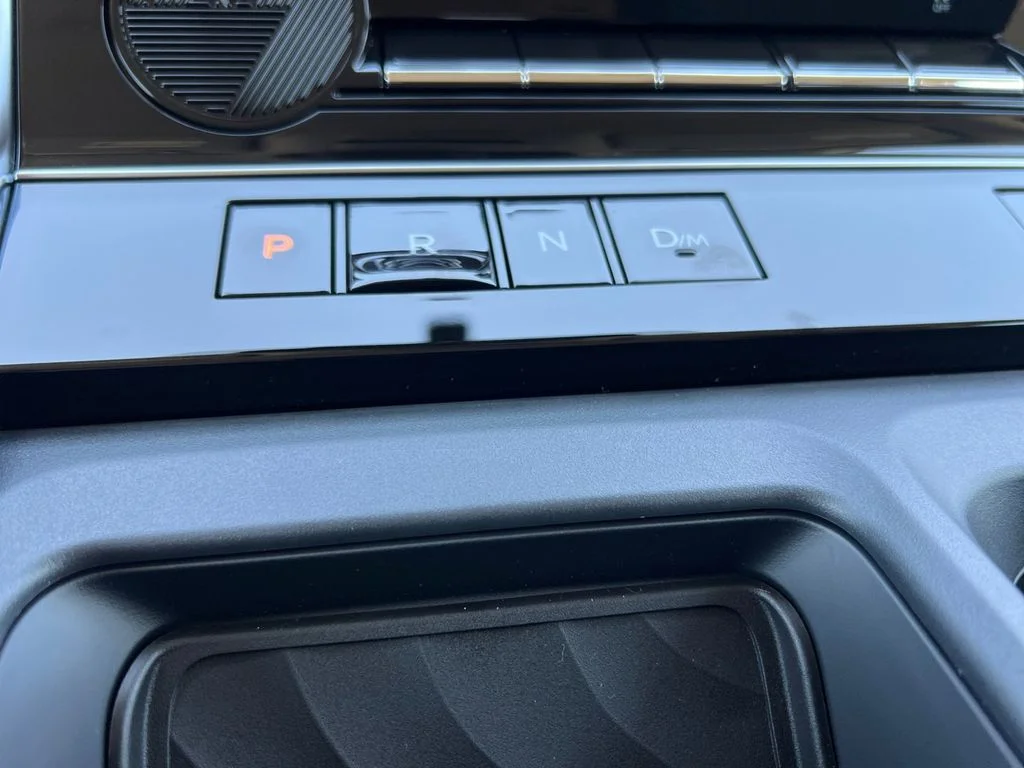 2026 Nissan Armada SV - Photo 25