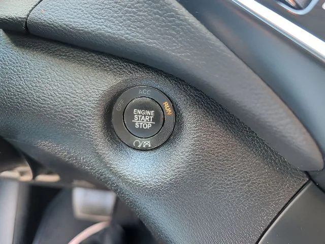 Used 2020 Black Jeep Limited image 24