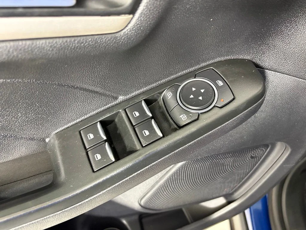 Used 2022 Blue Metallic Ford SEL image 15