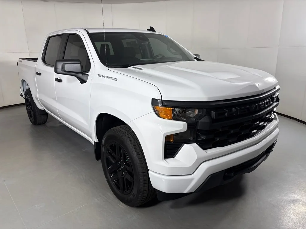 New 2026 Summit White Chevrolet Custom image 2