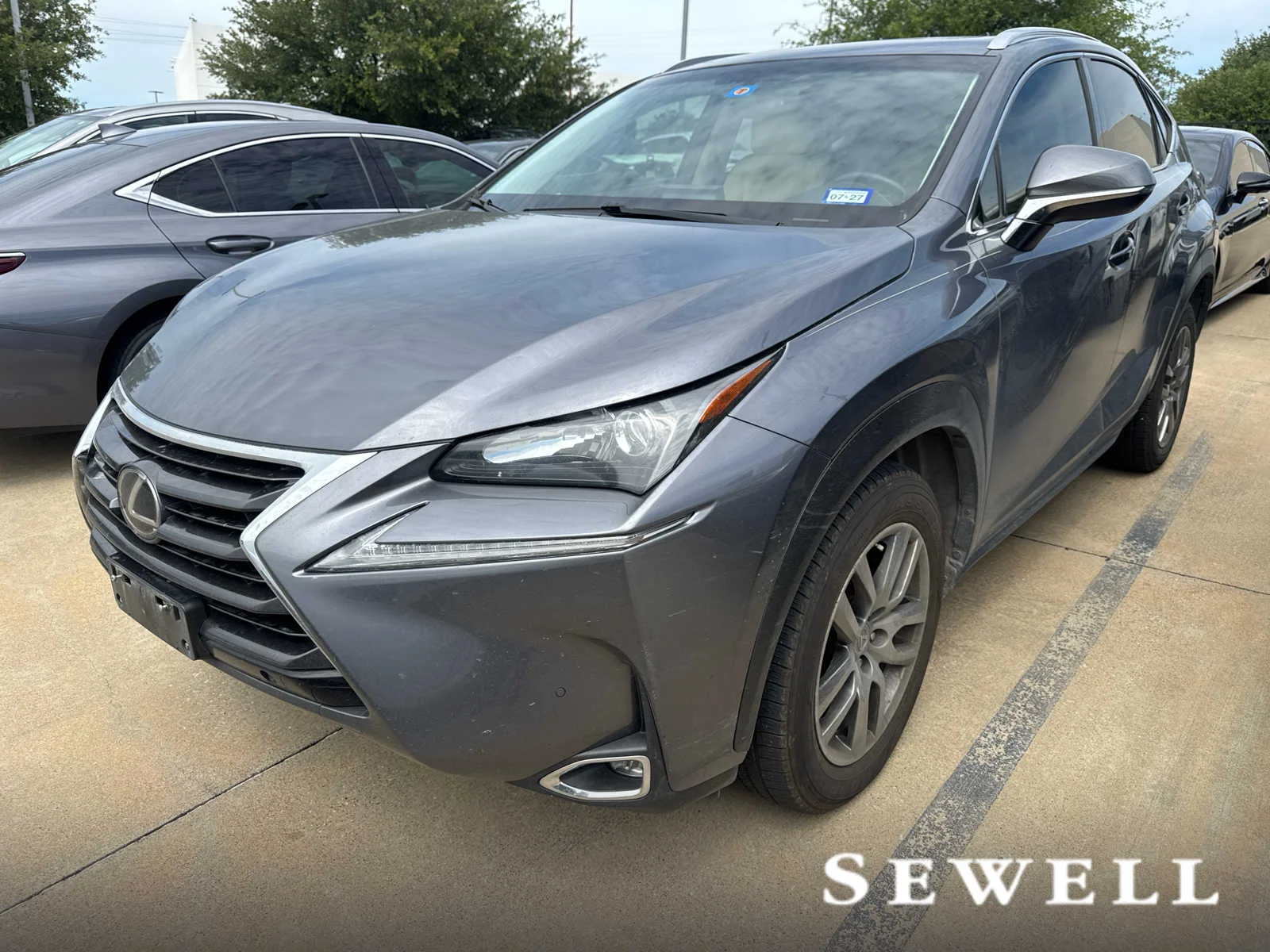 2015 Lexus NX 350's photo