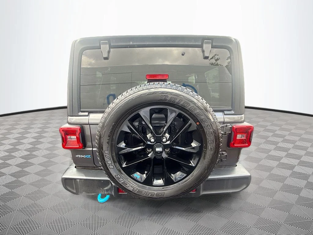 Used 2022 Gray Jeep Unlimited Sahara 4xe image 7
