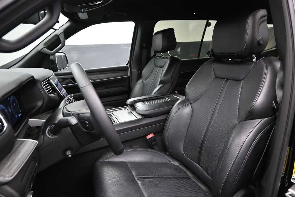 Used 2024 Diamond Black Jeep Series III image 16