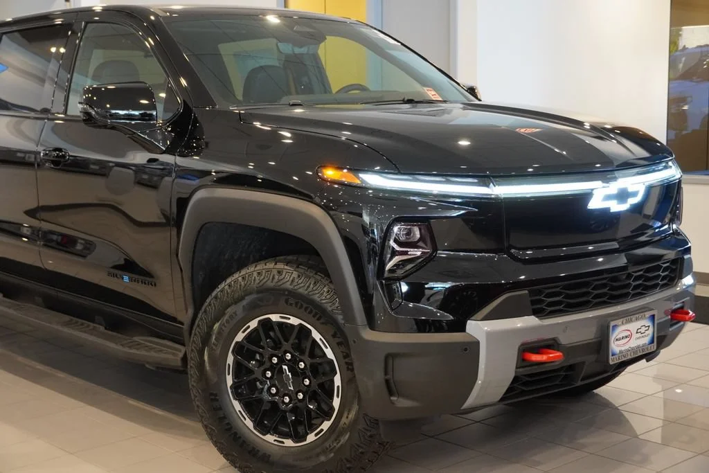 2026 Chevrolet Silverado EV Trail Boss - Photo 8
