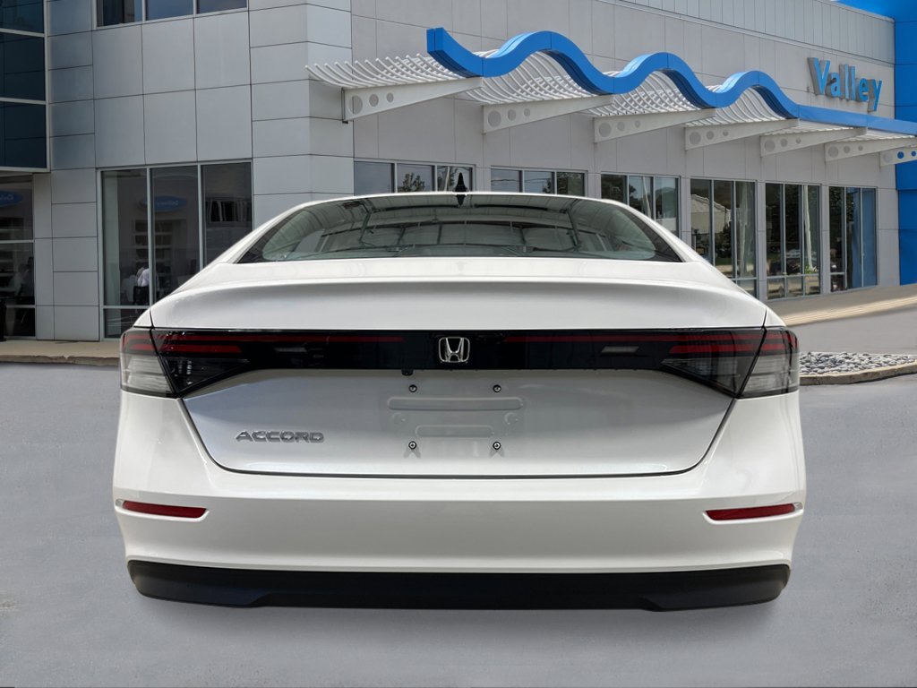 New 2026 Platinum White Pearl Honda SE image 4