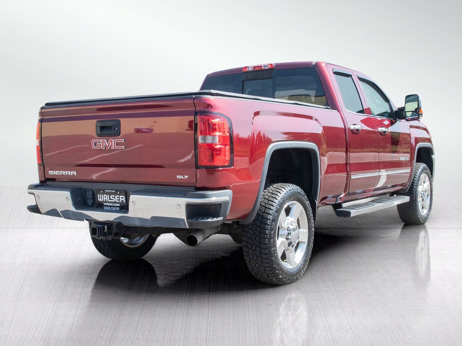 Used 2016 Crimson Red Tintcoat GMC SLT image 6