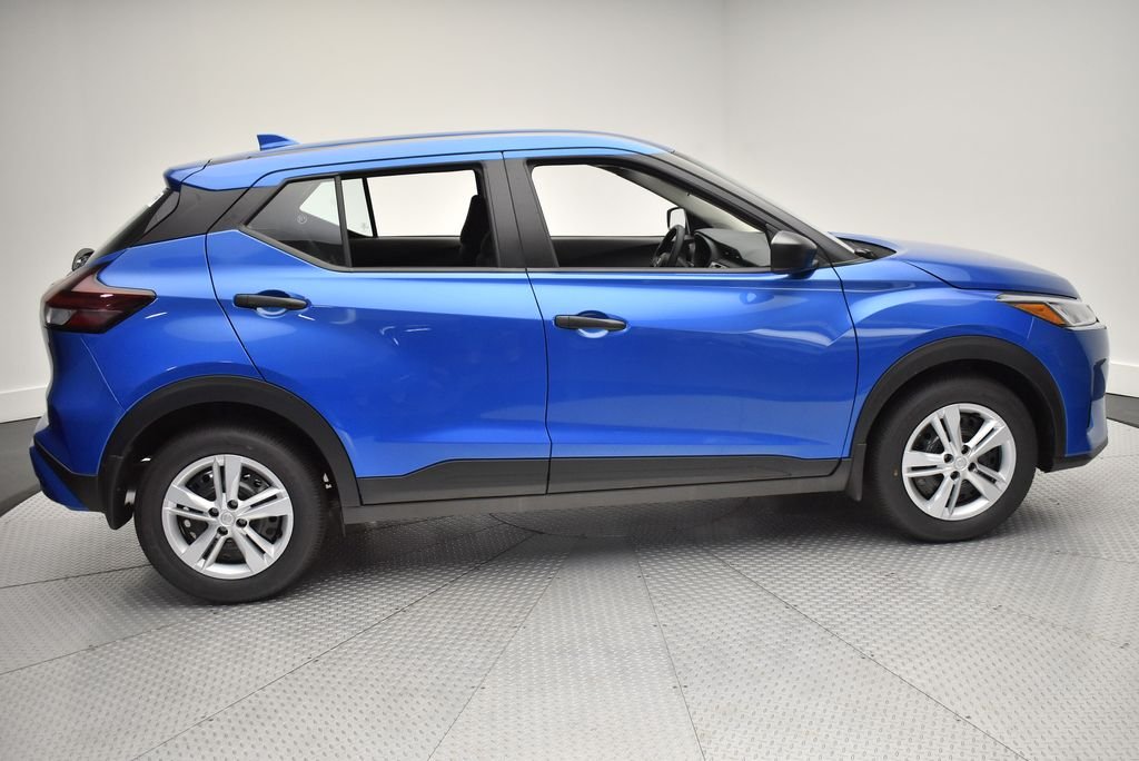 Certified Used 2025 Blue Nissan S image 4