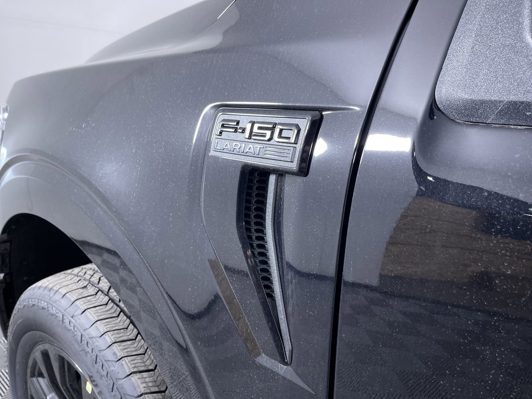 New 2026 Agate Black Metallic Ford Lariat image 27