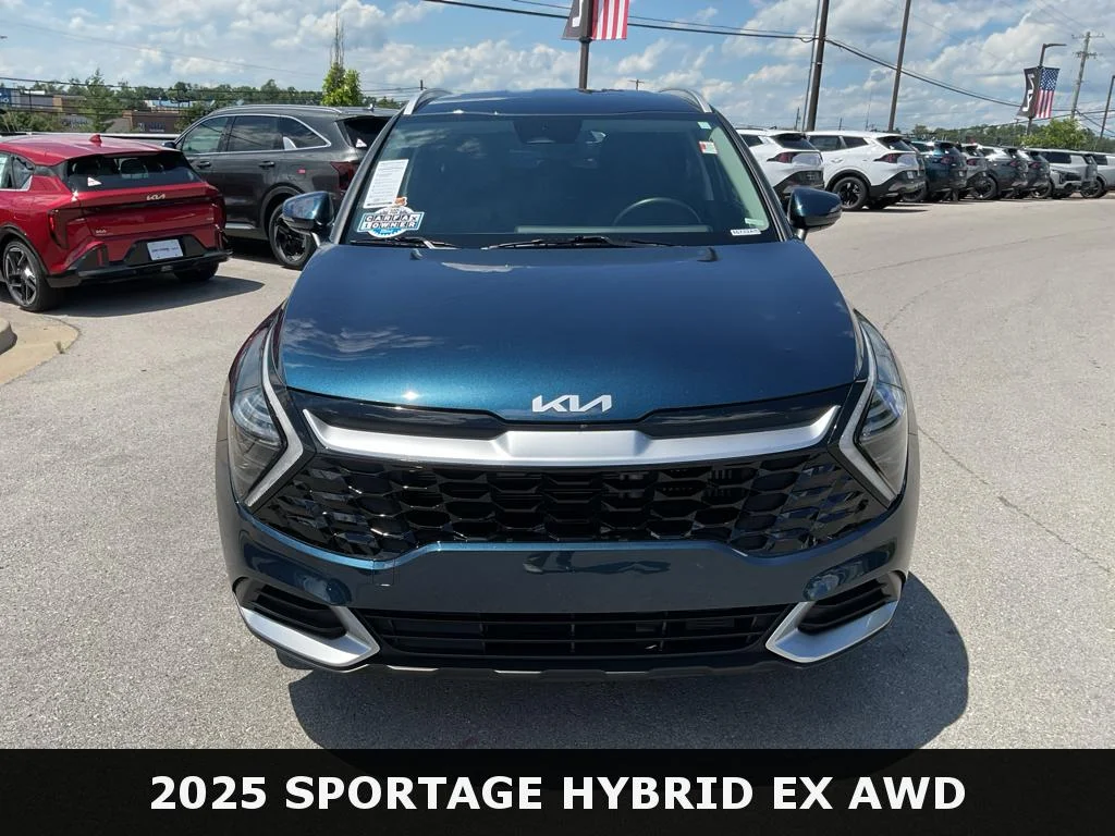 Used 2025 Vesta Blue Kia EX image 3