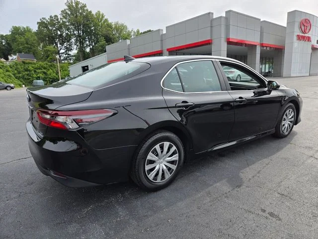 Used 2022 Black Toyota LE image 8
