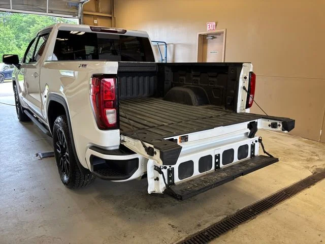 Used 2023 White GMC Elevation image 24