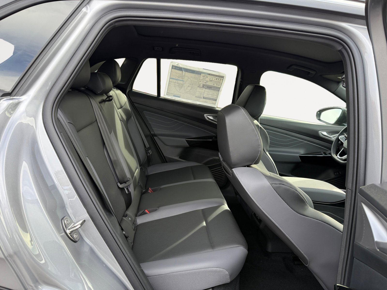 New 2026 Silver Mist Volkswagen Pro S image 18