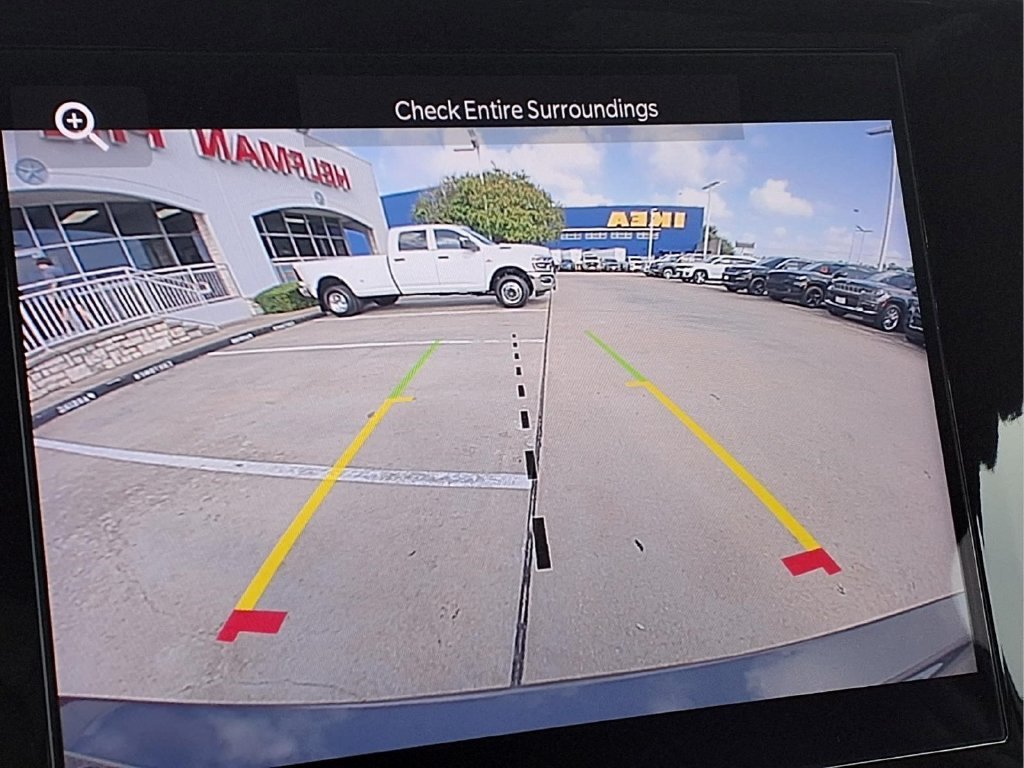 Used 2023 Gray Jeep Altitude image 18