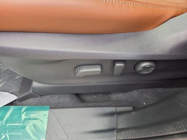 New 2026 MAGNETITE GRAY METALLIC Subaru Touring 7-Passenger image 12