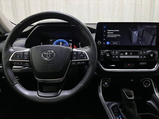 Certified Used 2024 Silver Toyota XLE image 23