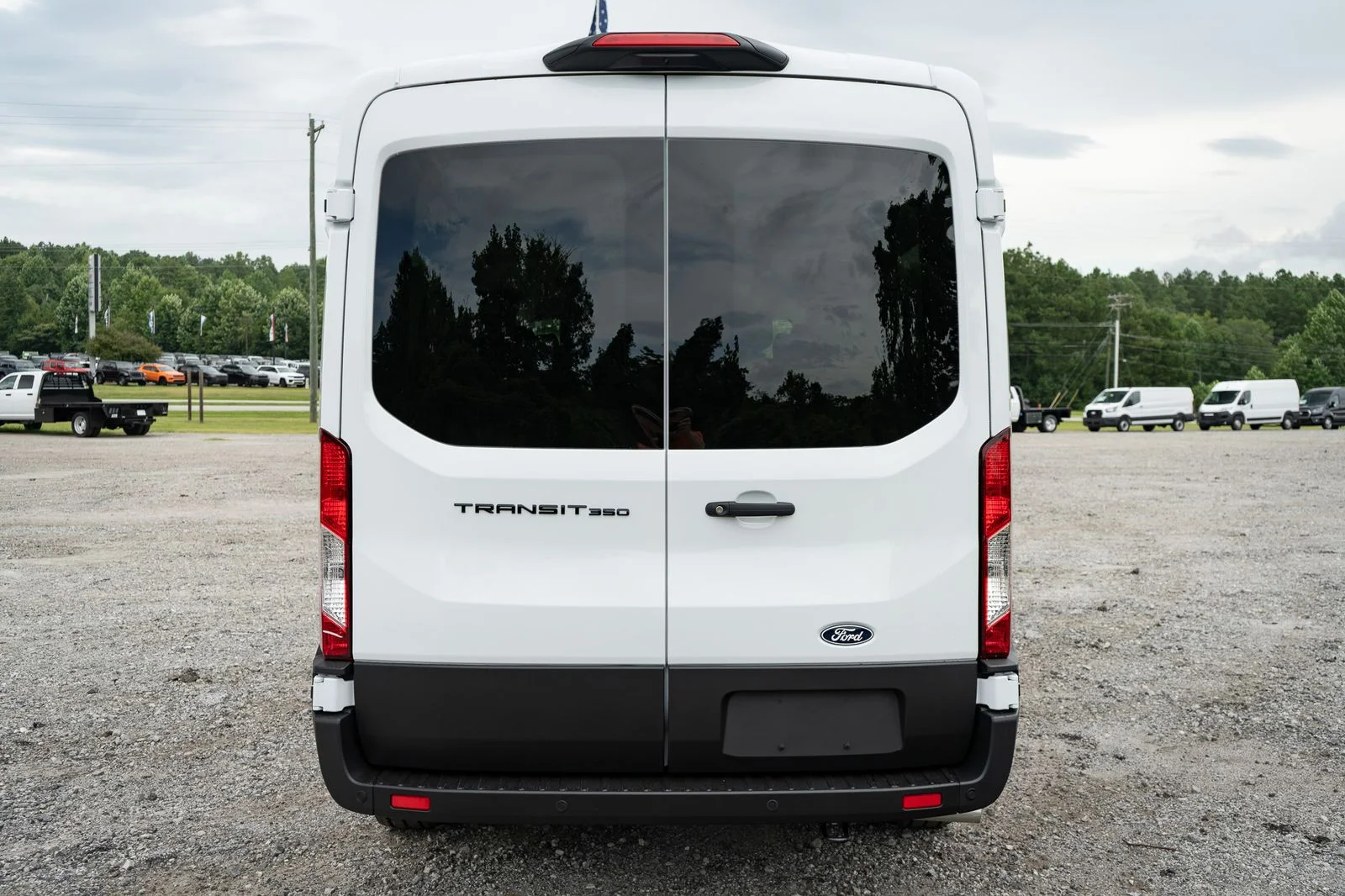 New 2026 Oxford White Ford Passenger Van XL image 8
