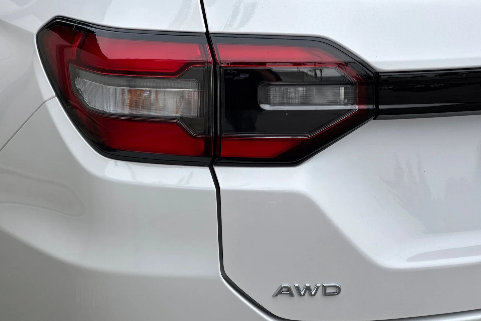 New 2026 Platinum White Pearl Honda Touring image 33