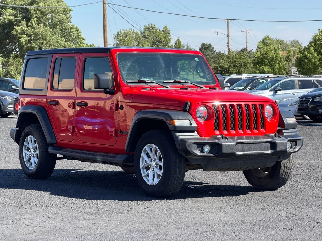 Used 2023 Firecracker Red Clearcoat Jeep Sport S image 3