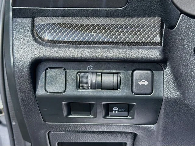 Used 2020 Gray Subaru Premium image 10
