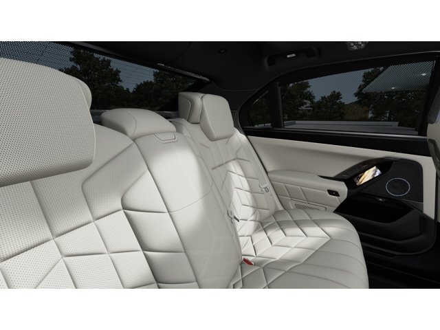 New 2027 Frozen Space Silver Metallic BMW  image 12