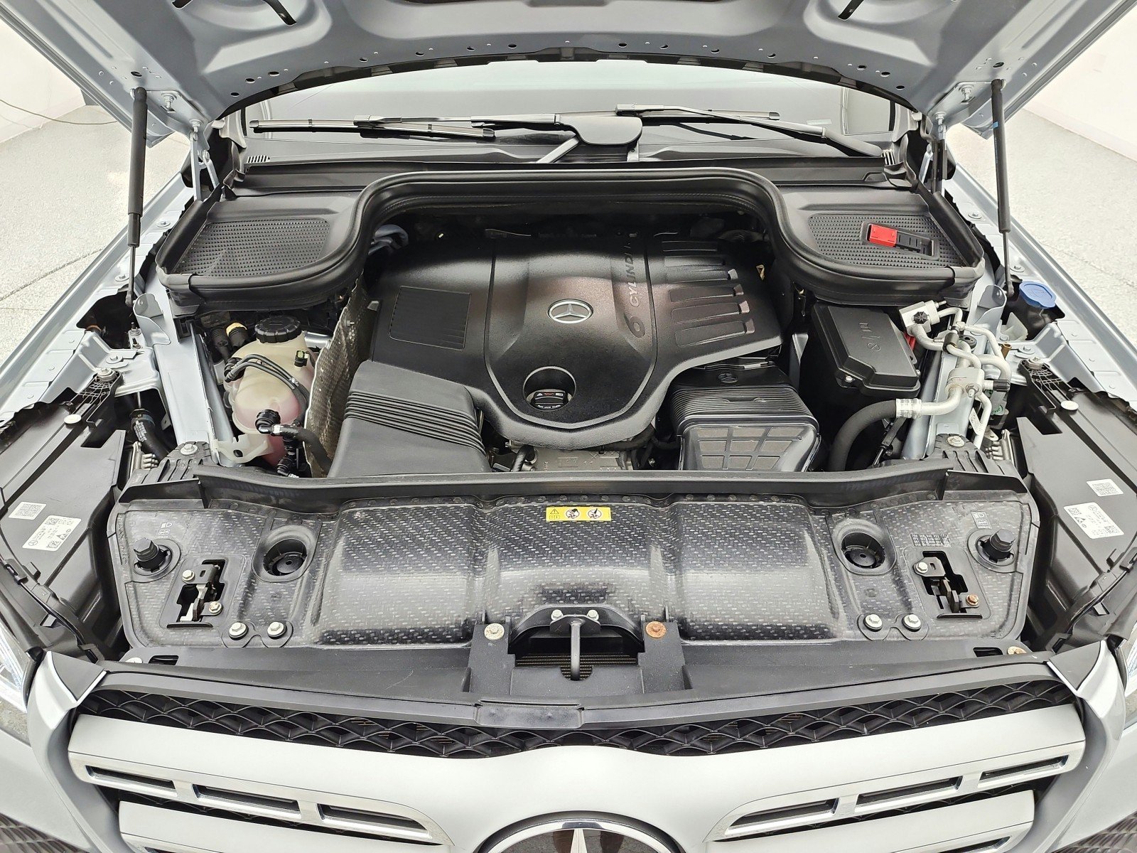 Certified Used 2022 Cirrus Silver Metallic Mercedes-Benz GLS 450 4MATIC® SUV image 16
