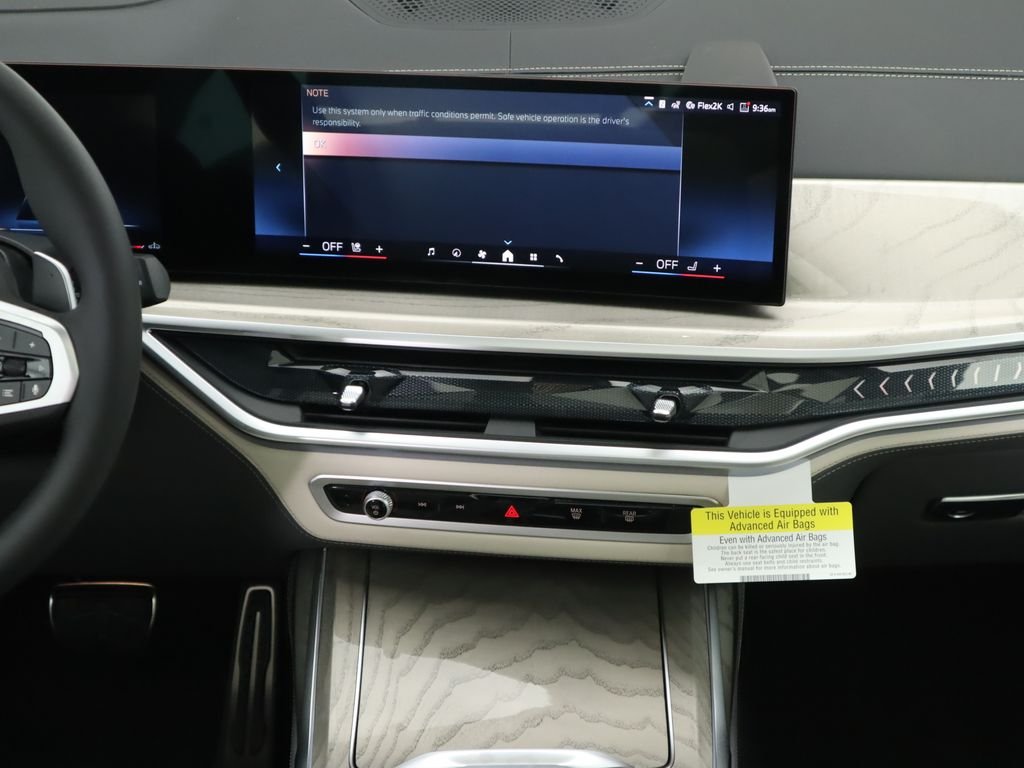 2026 BMW X7 40i - Photo 15