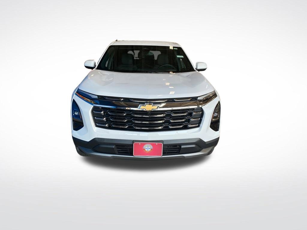 New 2027 Summit White Chevrolet LT image 15