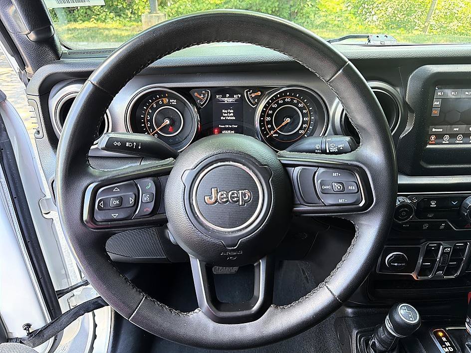 Used 2023 Bright White Clearcoat Jeep Sport S image 12