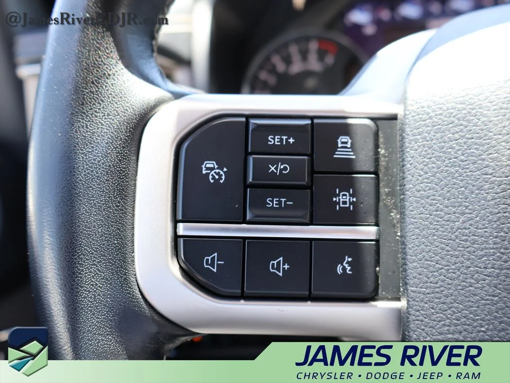 Used 2024 Gray Ford Limited image 28
