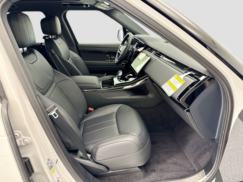 New 2026 Borasco Grey Land Rover Dynamic SE image 19