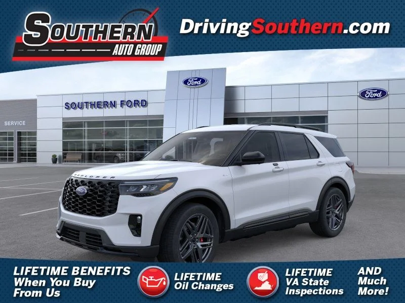 New 2026 Space White Metallic Ford ST-Line image 1
