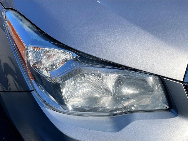 Used 2016 Silver Subaru 2.5i Premium image 31