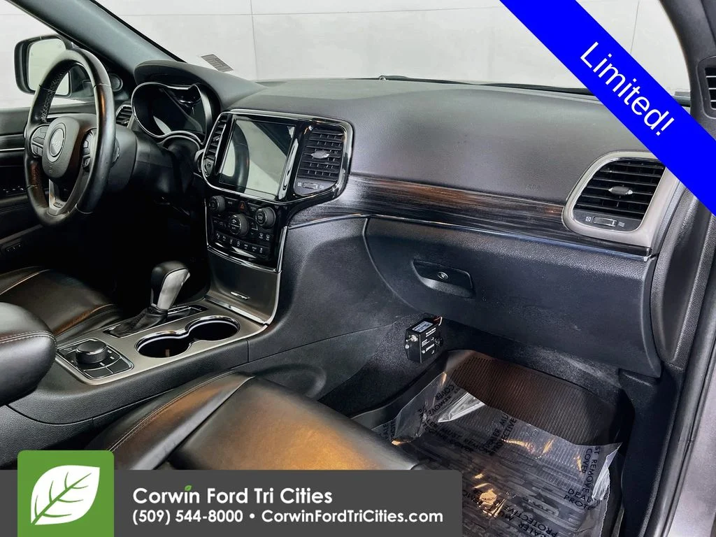 Used 2021 Granite Crystal Clearcoat Metallic Jeep Limited image 30