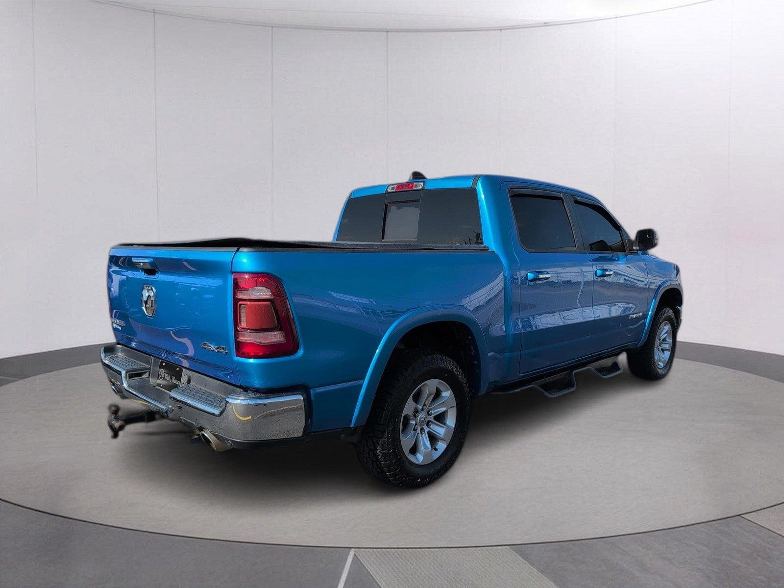 Used 2021 Hydro Blue Pearlcoat Ram Laramie image 5