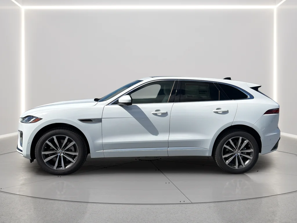 New 2026 Fuji White Jaguar P250 R-Dynamic S image 13
