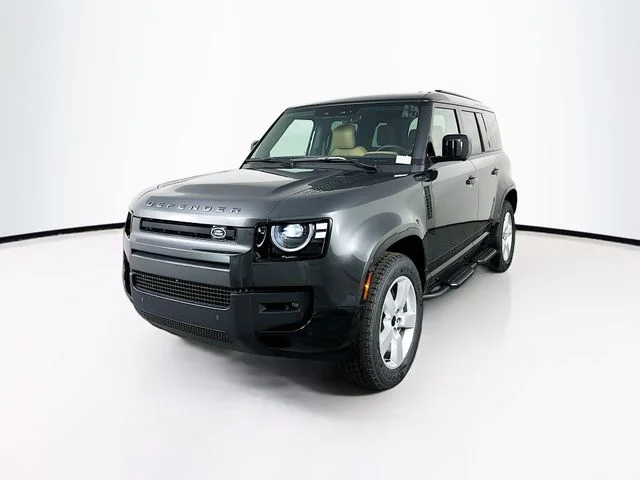 2026 Land Rover Defender 110 X-Dynamic SE P400's photo