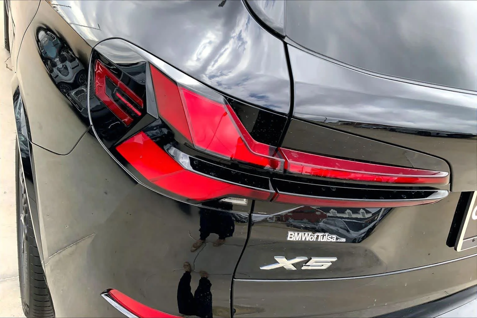 New 2026 Black Sapphire Metallic BMW sDrive40i image 14